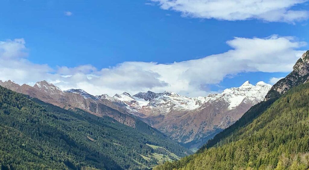 över Dolomiterna med husbil