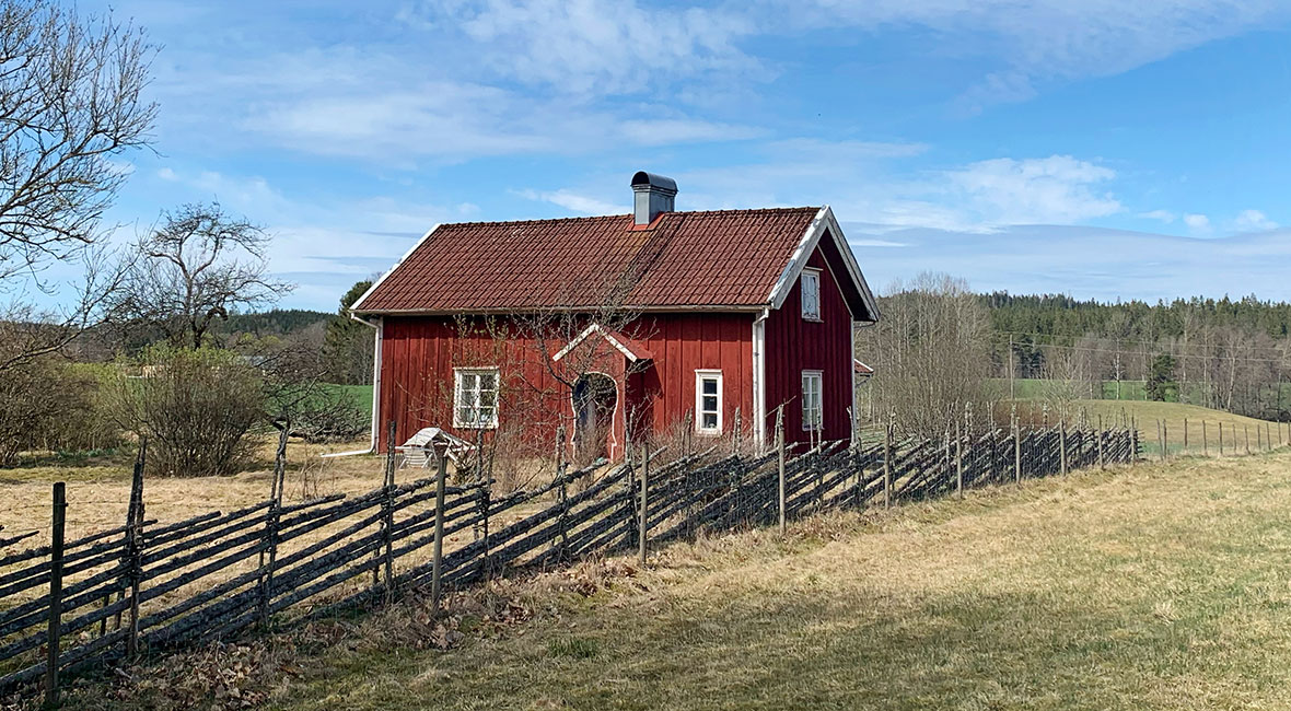 Firar Valborg med bilder från den svenska landsbygden