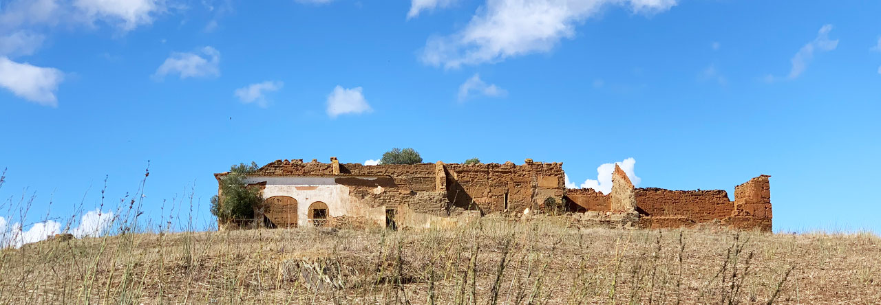 ruin Portugal